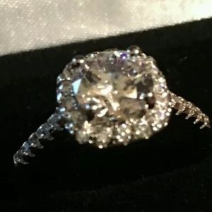 White Gold plated simulated Diamond Halo Ring sz 7